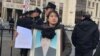 2018年12月28日，李宁被禁止进入山东蓬莱市法院听取李淑莲案重审判决。(李宁提供)