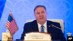 美国国务卿蓬佩奥（资料照片）。蓬佩奥将于2月11日至15日期间访问匈牙利和斯洛伐克等欧洲国家。