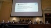 调查2021年1月6日冲击国会大厦事件的国会委员会在公开听证会上展示前总统特朗普的一则推文。(2022月7月12日)